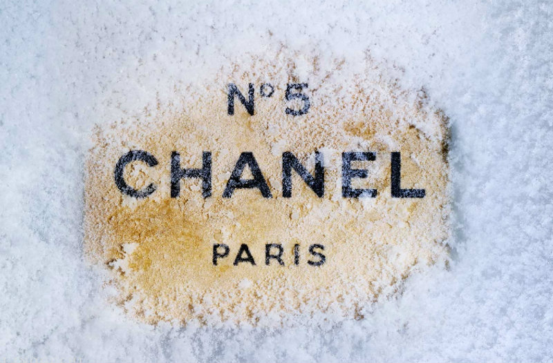 coveted-The-House-of-Chanel-Chanel-Wallpaper-5D9