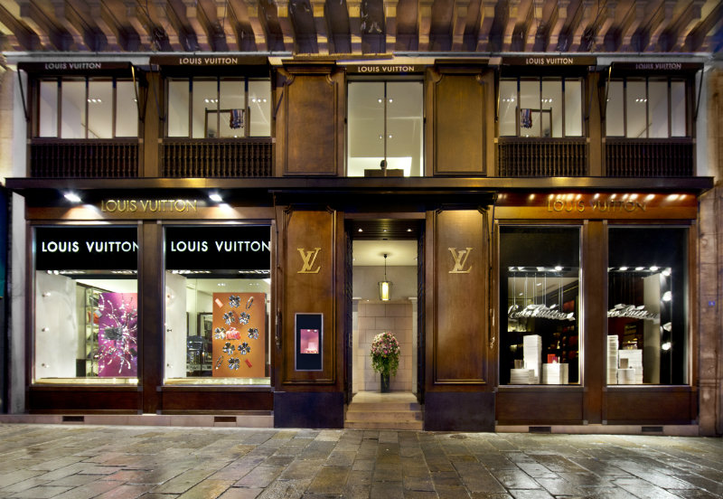 PARIS, FRANCE - JANUARY 24, 2018: View At Louis Vuitton Shop In Paris,  France. Louis Vuitton Is French Fashion House Founded In 1854 And One Of  The World's Leading International Fashion Houses