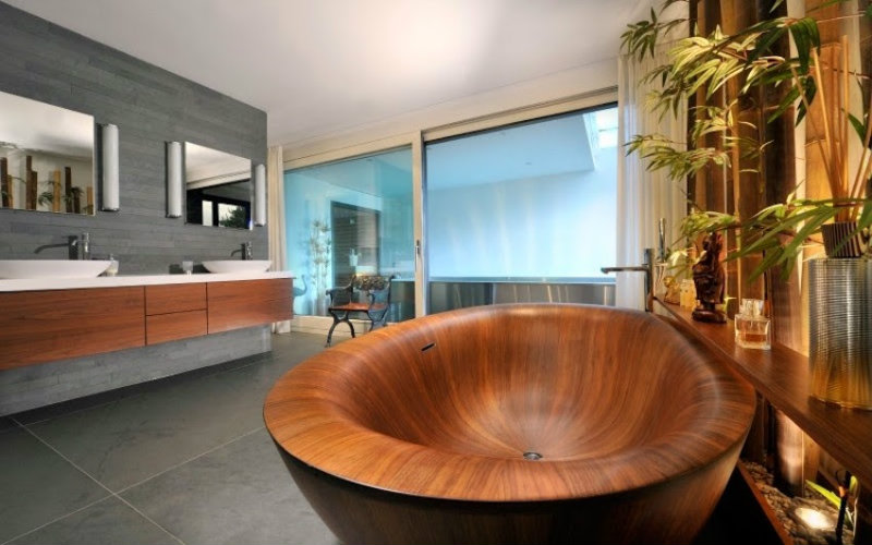 10-relaxing-and-unique-wooden bathtubs-you-will-love-have-1