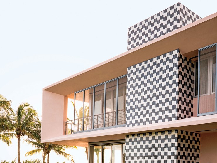 Modern Home in Miami Beach perfect for a collector and his family ➤To see more Coveted articles visit us at http://covetedition.com/ #covetedmagazine #luxuryinteriordesign #luxurylifestyle @CovetedMagazine