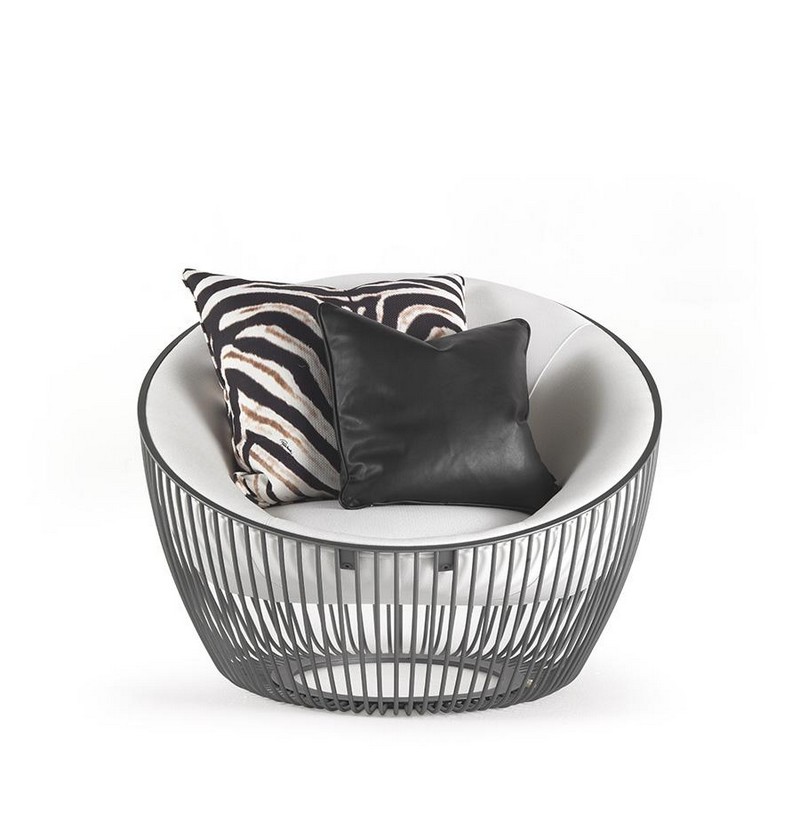 Celebrate Summertime with Roberto Cavalli's Outdoor Collection 1