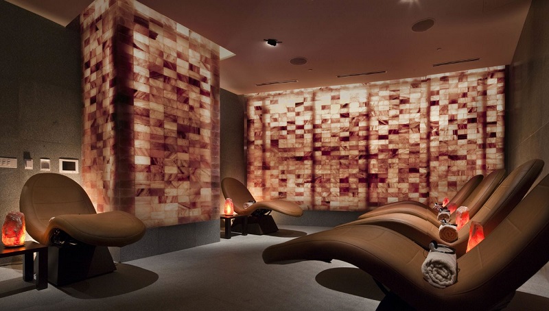 Enter A Magnificent And Luxurious World At Aria Resort & Casino ➤ To see more news about Luxury Design visit us at http://covetedition.com/ #interiordesign #homedecor #luxurybrand @BathroomsLuxury @bocadolobo @delightfulll @brabbu @essentialhomeeu @circudesign @mvalentinabath @luxxu @covethouse_