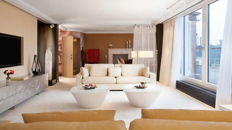 Be Memerised by the Impeccable Service of Hotel Vier Jahreszeiten 4