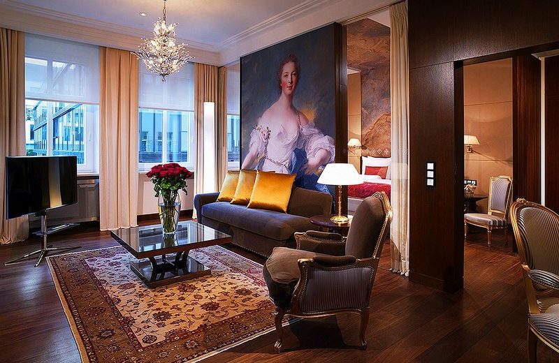 Be Memerised by the Impeccable Service of Hotel Vier Jahreszeiten 7
