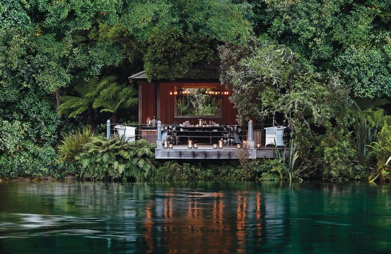 Meet the Sophisticated Style of the Huka Lodge in New Zealand 4