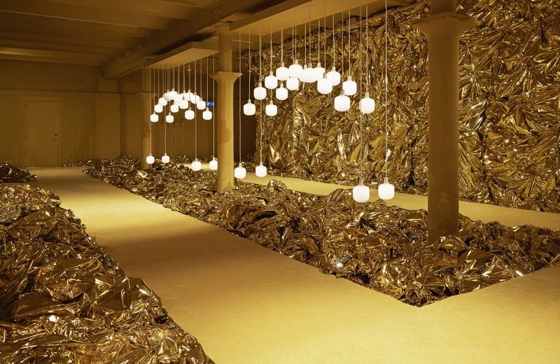 Normann Copenhagen Showcases The Runway Issue. To see more news about design exhibitions, subscribe our newsletter right now! #normanncopenhagen #fashionexhibitions #fashionworld #therunwayissue #normanncopenhagenshowroom #designfurniture