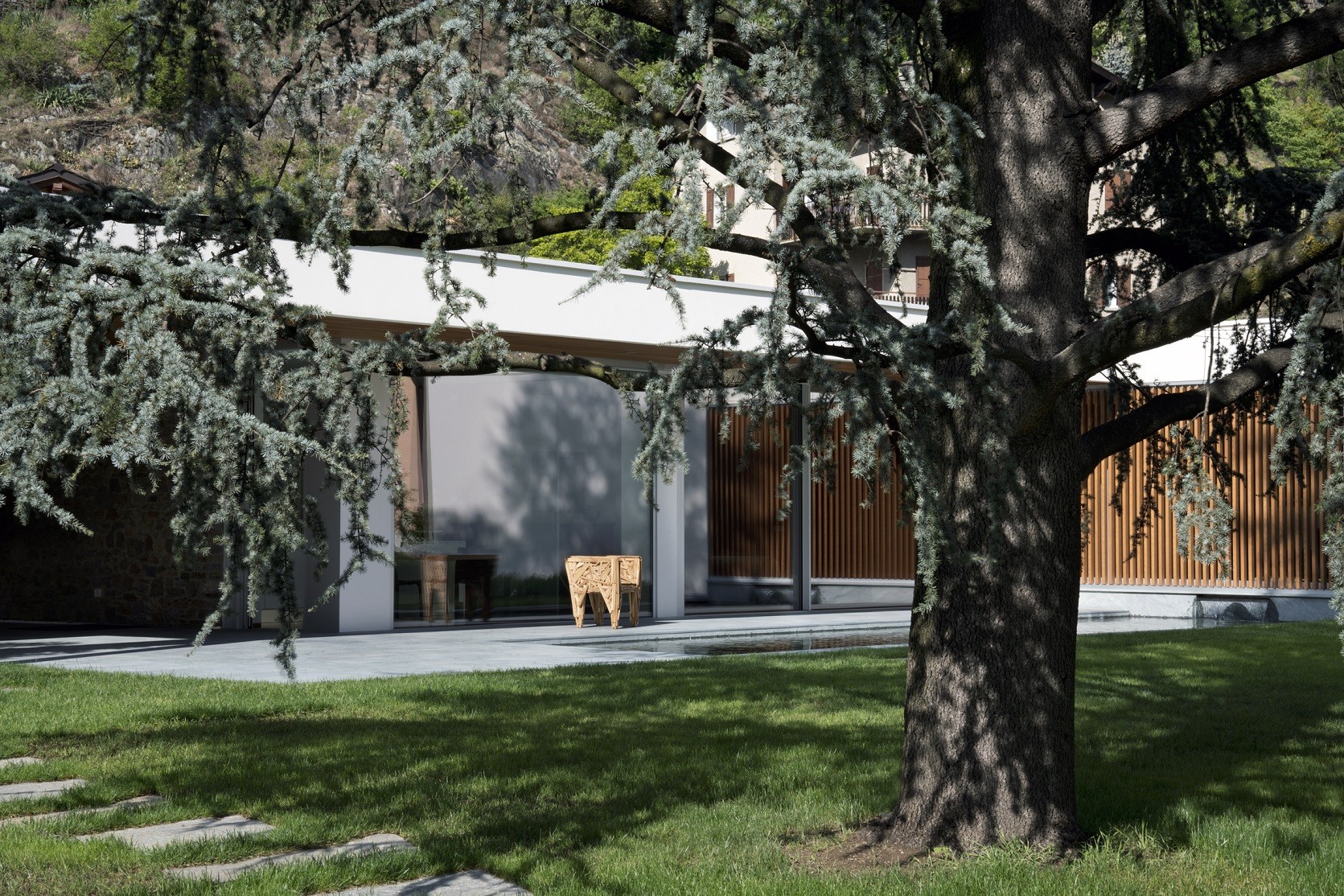 Meet the Incredible Villa GEEF. To see more news about top architects, subscribe our newsletter right now! #duiliodamilano #villageef #officinavidrenegre #italianarchitecture #bestarchitects #europeanvillas