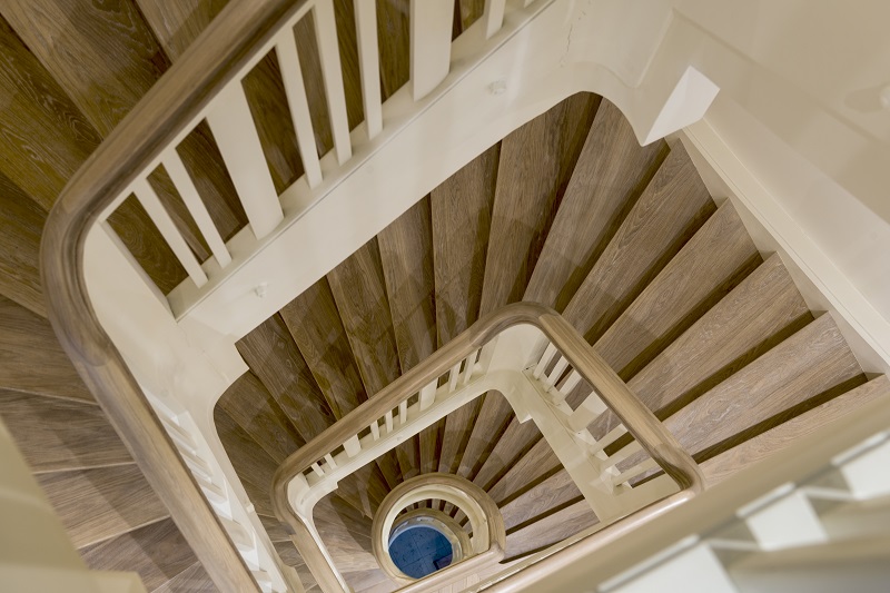 The New Relais Le Chevalier by Elisabetta de Strobel. To see more news about incredible hotels, subscribe our newsletter right now! #relaislechevalier #elisabettadestrobel #terzomillennium #tobeverona #topinteriordesigners #luxuryhotels #europeandesign #europeanhotels