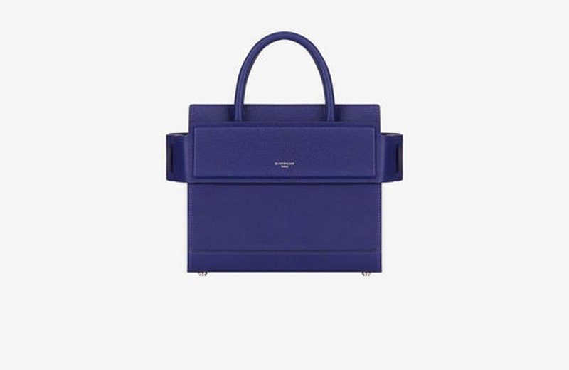 Coveted Magazine Selects the Best Luxury Christmas Gifts for Her > Coveted Magazine > The ultimate collector's luxury and design magazine > #christmasgifts #luxurychristmasgiftsforher #covetedmagazine