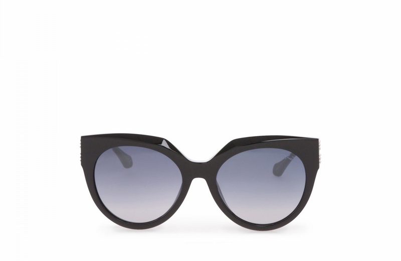 Coveted Magazine Selects the Best Luxury Christmas Gifts for Her > Coveted Magazine > The ultimate collector's luxury and design magazine > #christmasgifts #luxurychristmasgiftsforher #covetedmagazine