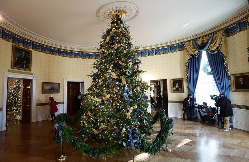 Unveiling the Ravishing Christmas Decorations of the White House 2