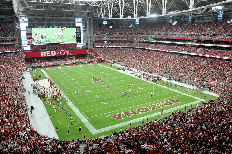 Remember the Super Bowl Stadiums of the 2010s. To see more news about architecture, subscribe our newsletter right now! #superbowl #superbowlstadiums #footballstadiums #sportsstadiums #superbowllii #mercedesbenzstadium #usbankstadium #nrgstadium #levisstadium