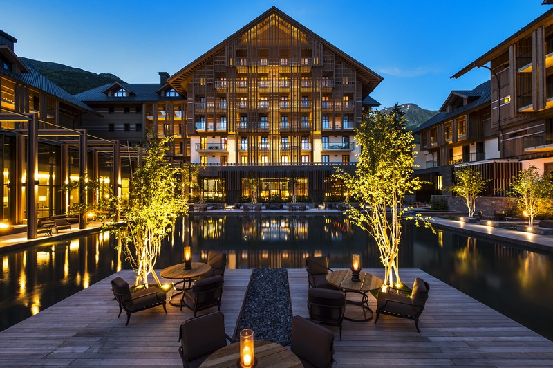 An Unforgettable Piece of Switzerland at The Chedi Andermatt. To see more news about travel, subscribe our newsletter right now! #thechediandermatt #thechedi #andermatt #luxuryhotels #theleadinghotelsoftheworld #swissdeluxehotels #jeanmichelgathy #hoteloftheyear2017