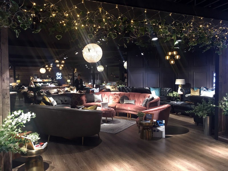 Revisit the Amazing International Furniture Fair Singapore 2018. To see more news about design events, subscribe our newsletter right now! #internationalfurniturefairsingapore2018 #internationalfurniturefairsingapore #iffs #iffs2018 #asiandesign #designevents #furnituretradefairs