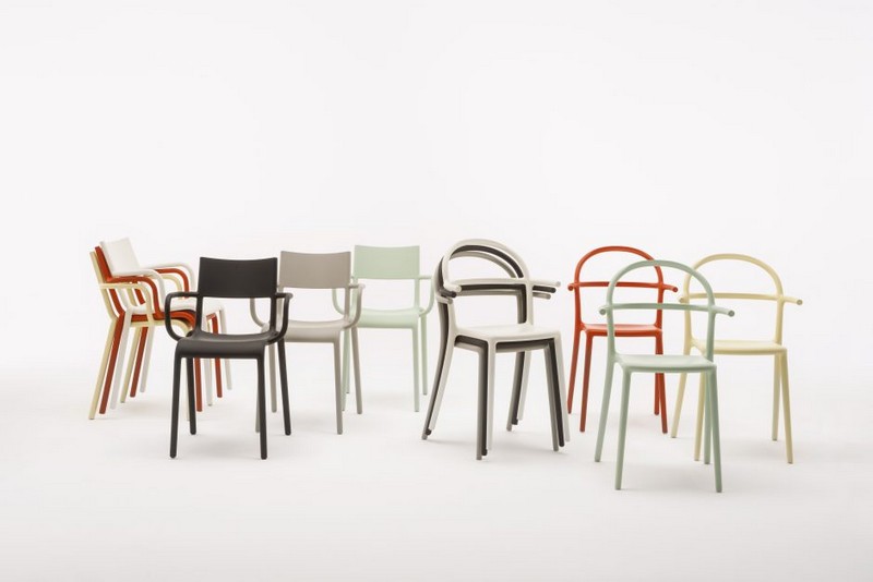 The Concept of Minimalism Explored by Kartell and Philippe Starck. To see more news about design furniture, subscribe our newsletter right now! #kartell #philippestarck #generica #genericc #luxurybrands #topdesignerbrands #bestdesigners #communityseating #minimalistchairs #officedecorideas
