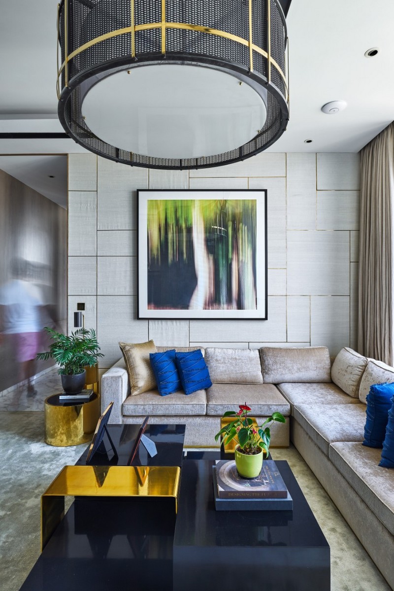 Step Inside a Superb Altamount Residence by Hirsch Bedner Associates 13