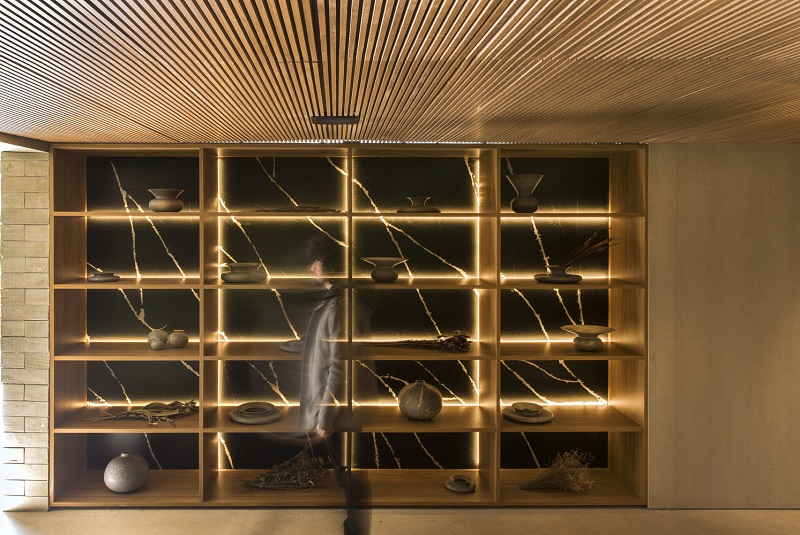 Best Design Projects: Restaurant Tartuferia San Paolo By MF Arquitetos ➤ #covetedmagazine #luxurymagazine #luxuryliving #interiordesign #homedecor #milandesignweek2019 #salonedelmobile2019 #isaloni2019 #maisonetobjet ➤ www.covetedition.com ➤ @covetedmagazine @bocadolobo @delightfulll @brabbu @essentialhomeeu @circudesign @mvalentinabath @luxxu @covethouse_ @rug_society @pullcast_jewelryhardware @bybrabbucontract