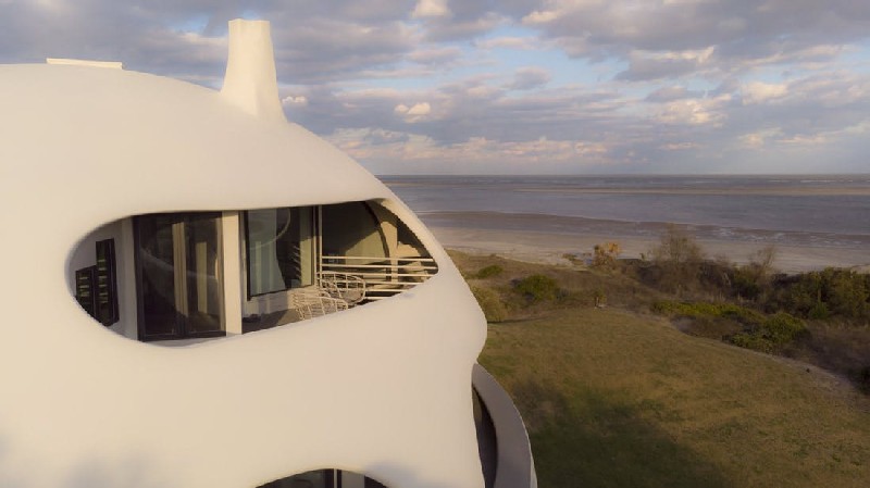 Eye Of The Storm: See The Futuristic Design Of The $5M Dome Home
