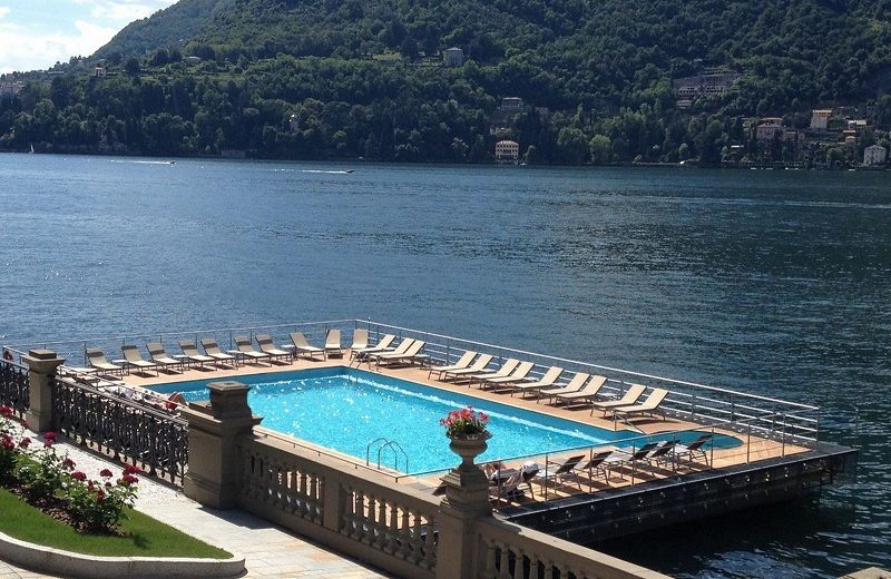 Summer Trends 2018: Most Amazing Swimming Pools in the World ➤ #covetedmagazine #luxurymagazine #luxuryliving #interiordesign #homedecor #milandesignweek2019 #salonedelmobile2019 #isaloni2019 #maisonetobjet ➤ www.covetedition.com ➤ @covetedmagazine @bocadolobo @delightfulll @brabbu @essentialhomeeu @circudesign @mvalentinabath @luxxu @covethouse_ @rug_society @pullcast_jewelryhardware @bybrabbucontract