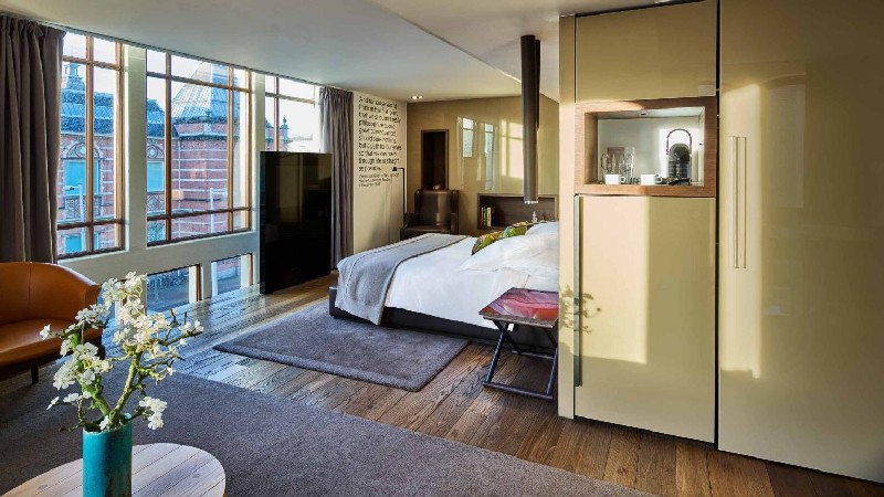You Can’t Miss The New Van Gogh Suite At The Conservatorium Hotel