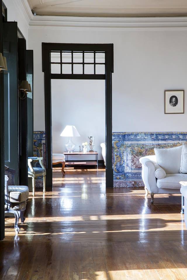 Celebrate Madonna 60th Birthday In Her 18th Century Palace in Lisbon ➤ #covetedmagazine #thequeenofpop ##Happy60th #MadonnaAt60 #luxuryhotel ➤ www.covetedition.com ➤ @covetedmagazine @bocadolobo @delightfulll @brabbu @essentialhomeeu @circudesign @mvalentinabath @luxxu @covethouse_ @rug_society @pullcast_jewelryhardware @bybrabbucontract