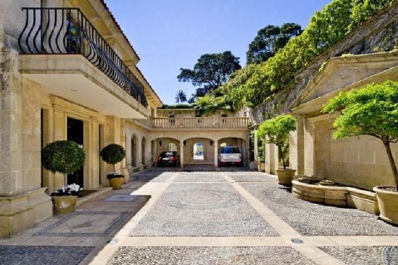 Celebrity Homes Inside Meghan Markle and Prince Harry's Sydney Home