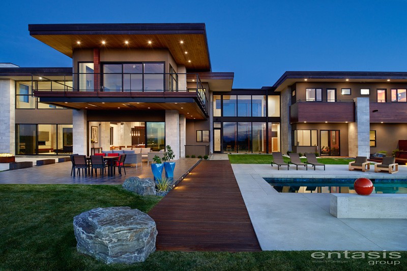 Get Inspired By These 6 Contemporary Luxury Properties 