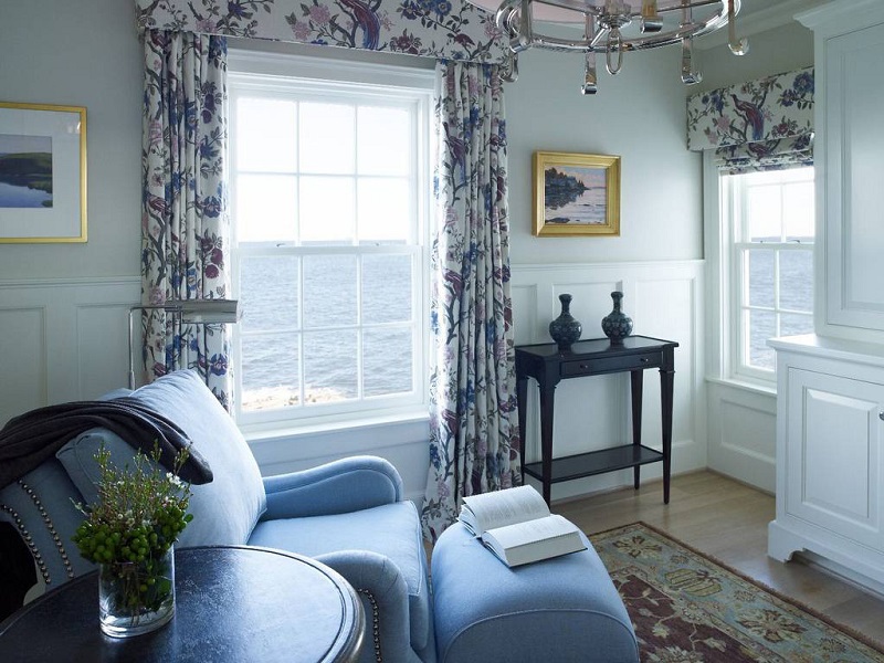 Honor National Lighthouse Day On These Lighthouse Luxury Hotels ➤ #covetedmagazine #luxuryhotels #NationalLighthouseDay ➤ www.covetedition.com ➤ @covetedmagazine @bocadolobo @delightfulll @brabbu @essentialhomeeu @circudesign @mvalentinabath @luxxu @covethouse_ @rug_society @pullcast_jewelryhardware @bybrabbucontract