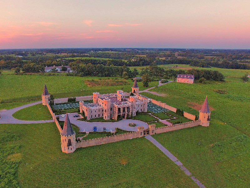Feel Like a King By Staying In One of These Luxurious Castle Hotels 
