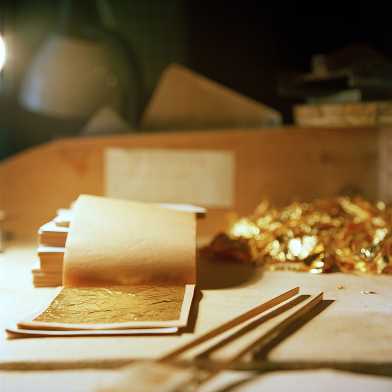 Join Homo Faber And Witness the Beauty of Venetial Artisans At Work ➤ #covetedmagazine #interiordesign #homedecor #venetialartisans #homofaber #contemporarycraftsmanship #europeancraftsmanship #craftsmanship ➤ www.covetedition.com ➤ @covetedmagazine @bocadolobo @delightfulll @brabbu @essentialhomeeu @circudesign @mvalentinabath @luxxu @covethouse_ @rug_society @pullcast_jewelryhardware @bybrabbucontract