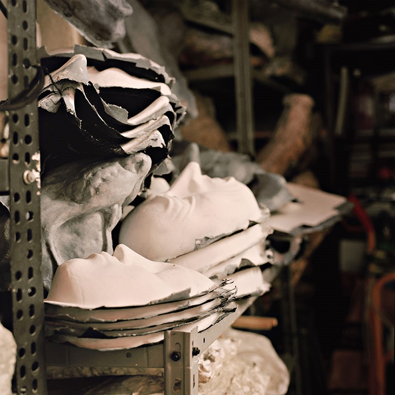 Join Homo Faber And Witness the Beauty of Venetial Artisans At Work ➤ #covetedmagazine #interiordesign #homedecor #venetialartisans #homofaber #contemporarycraftsmanship #europeancraftsmanship #craftsmanship ➤ www.covetedition.com ➤ @covetedmagazine @bocadolobo @delightfulll @brabbu @essentialhomeeu @circudesign @mvalentinabath @luxxu @covethouse_ @rug_society @pullcast_jewelryhardware @bybrabbucontract