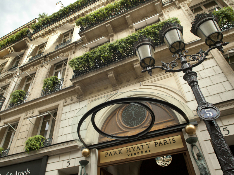Gourmet Restaurants & Luxury Hotels to Enjoy While in EquipHotel Paris 14