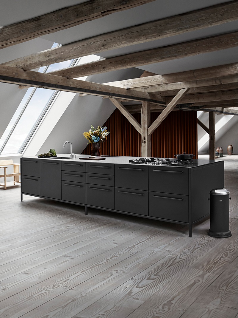 Luxury Travel Guide: The Vipp Loft Hotel in Copenhagen ➤ #covetedmagazine #interiordesign #homedecor #luxuryinteriors #homeinteriordecor #luxurytravelguide ➤ www.covetedition.com ➤ @covetedmagazine @bocadolobo @delightfulll @brabbu @essentialhomeeu @circudesign @mvalentinabath @luxxu @covethouse_ @rug_society @pullcast_jewelryhardware @bybrabbucontract