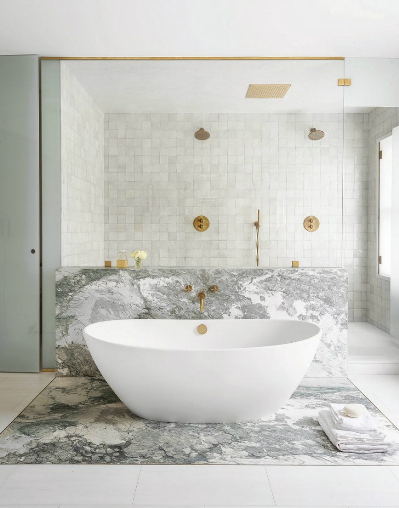 Be Amazed by Unique Bathroom Ideas Where Brass Plays the Leading Role (7)