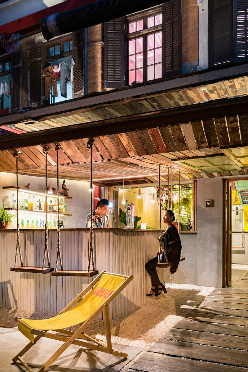 Take A Look At The Amazing Interior Design Of A Shanghai Bar