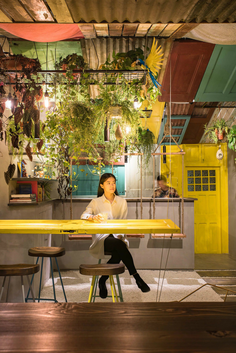 Take A Look At The Amazing Interior Design Of A Shanghai Bar