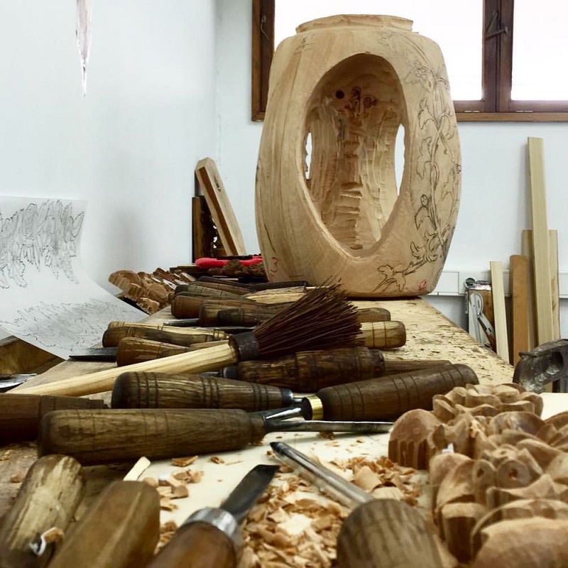 The Art of Wood Carving Represented at Maison et Objet 2019 ➤ #covetedmagazine #interiordesign #homedecor #maisonetobjet2019 #designtrends #covetawards #luxurybrands #craftsmanship ➤ www.covetedition.com ➤ @covetedmagazine @bocadolobo @delightfulll @brabbu @essentialhomeeu @circudesign @mvalentinabath @luxxu @covethouse_ @rug_society @pullcast_jewelryhardware @byfoogo