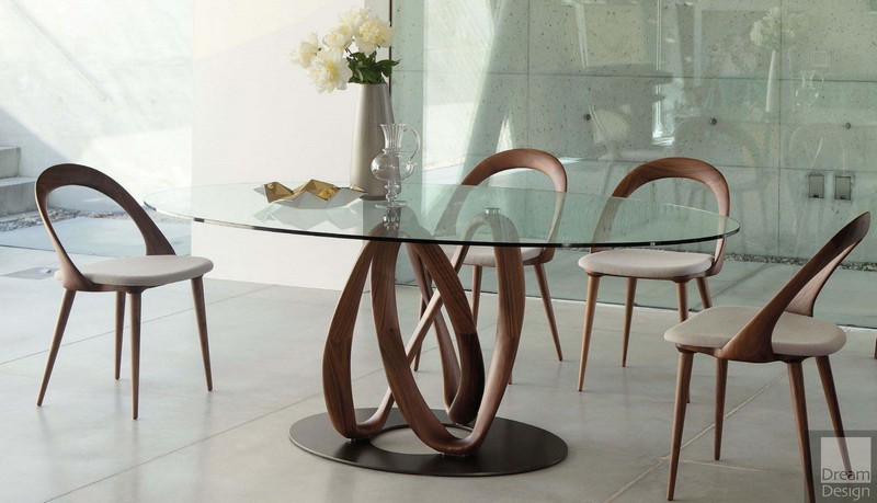 Porada Celebrates 10 Years Of The Infinity Table's Popular Design