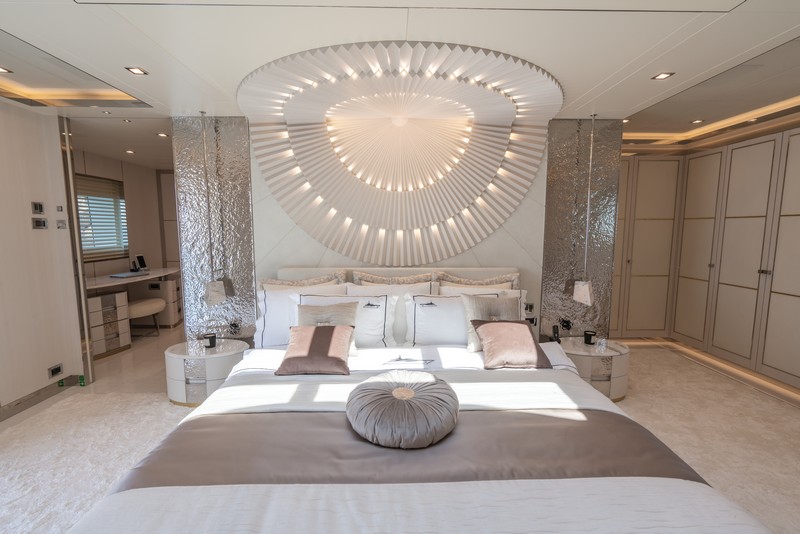 Discover A Peaceful Design for the Ultimate Luxury Yacht
