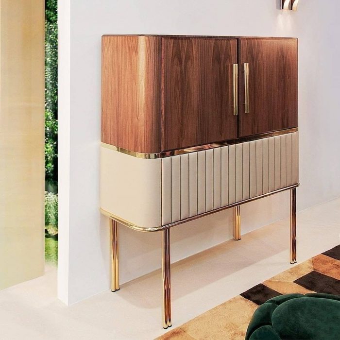 Hall Ideas To Give Your Guests A Warm Welcome