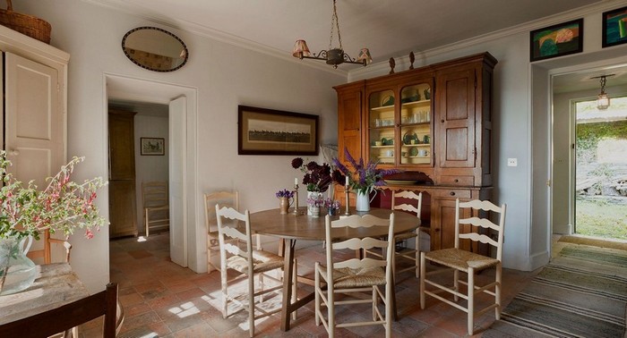 A Signature Atmosphere of Comfort and Ease by Robert Kime